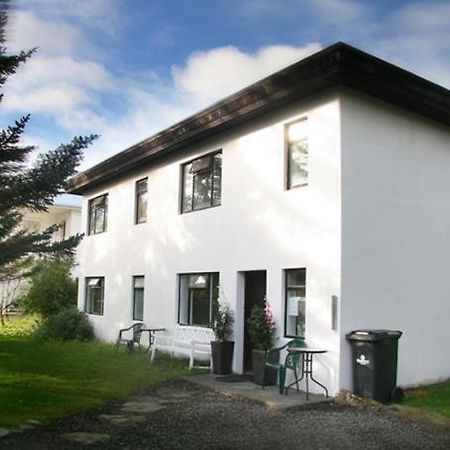 Husavik Guesthouse Екстер'єр фото